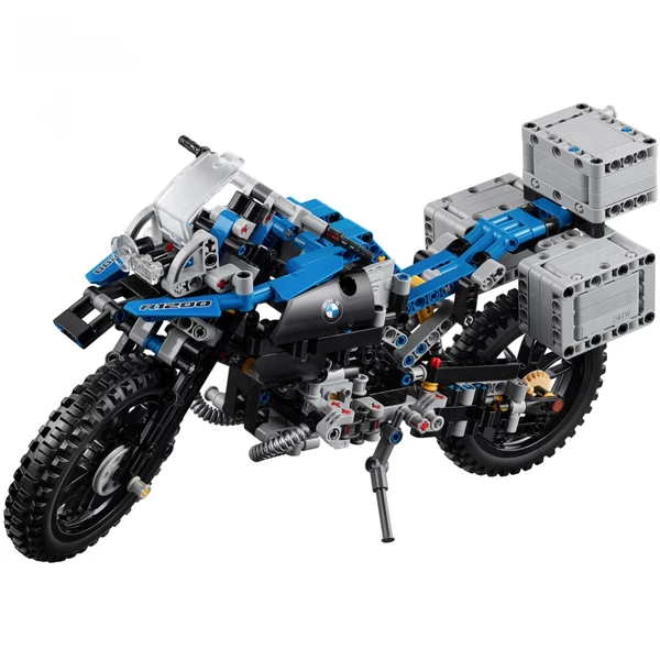 Technic 42063 Приключения на BMW R 1200 GS (Фото 2)