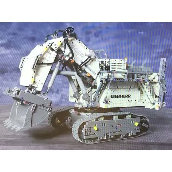 Technic 42100 Экскаватор Liebherr R 9800 (Фото 6)