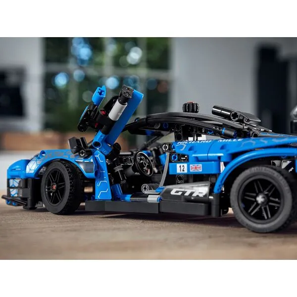 Technic 42123 McLaren Senna GTR (Фото 6)