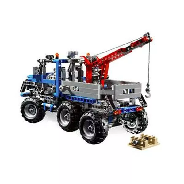 Technic 8273 Тягач-вездеход (Фото 2)