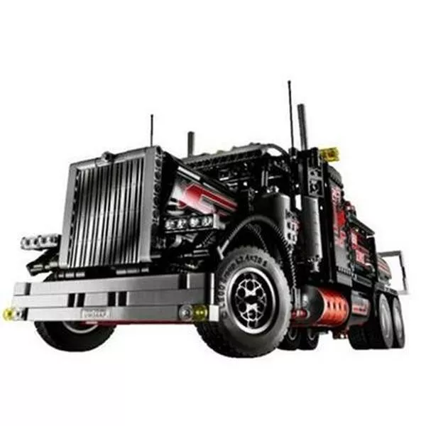 Technic 8285 Буксировщик (Фото 6)