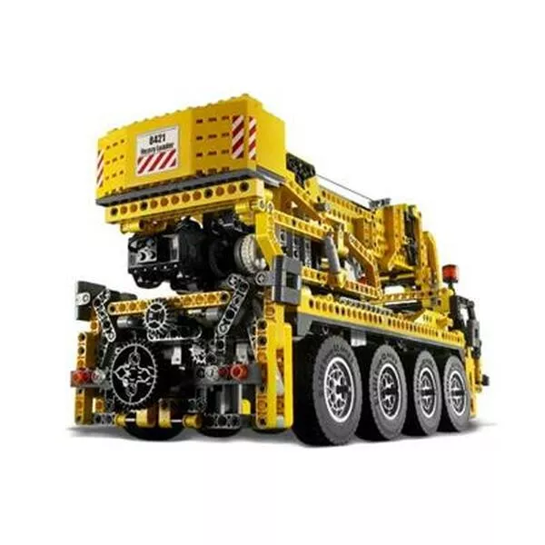 Technic 8421 Мобильный кран (Фото 3)
