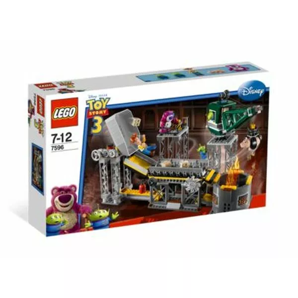 Toy Story 7596 Trash Compactor Escape