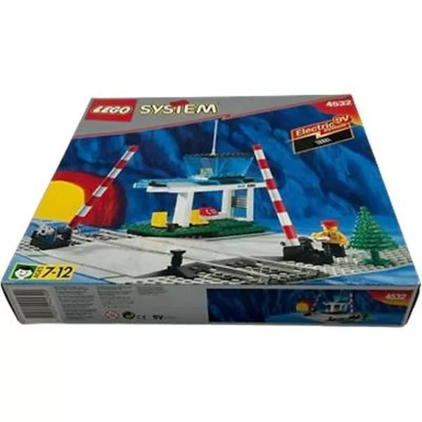 Trains 4532 Manual Level Crossing