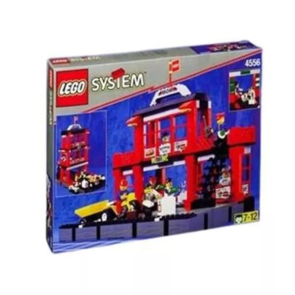 Trains 4556 Train Station